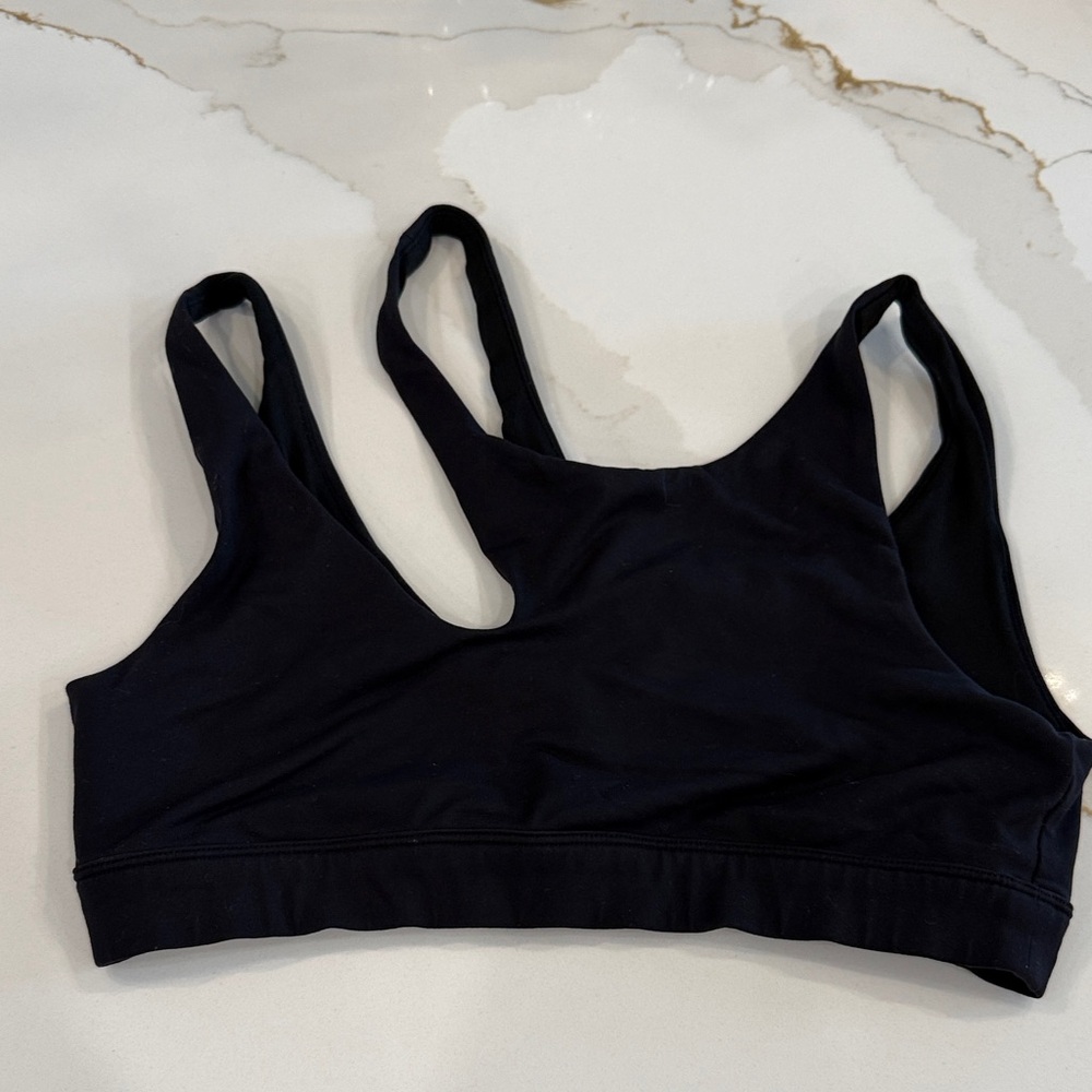ALO Black strappy sports bra